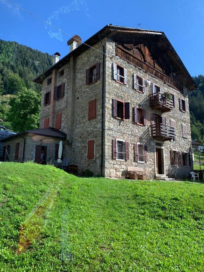 شقة L' Antica Casa Di Maria Lilia بييفي دي كادوري المظهر الخارجي الصورة